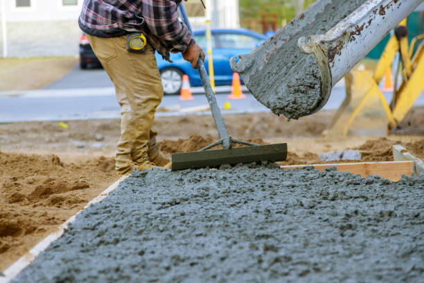 Best Concrete Driveway Installation  in North Corbin, KY